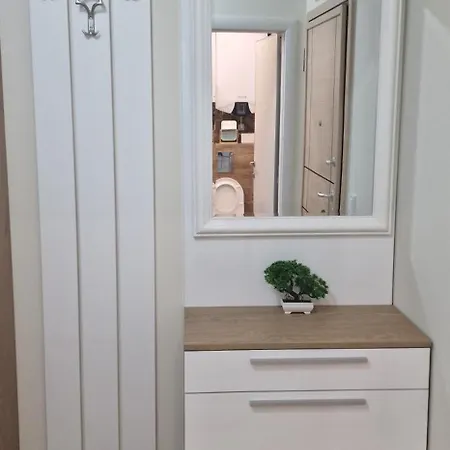 Апартаменты Tranquil Oasis *