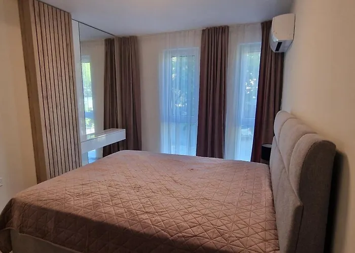 Tranquil Oasis アパート セインツ・コンスタンティン＆ヘレナ